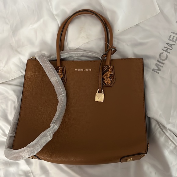 New MK brown leather handbag satchel with long strap 风琴包 - Picture 3 of 8
